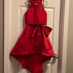 Sequin Hearts NWT size 8 - hi lo 2 pc set